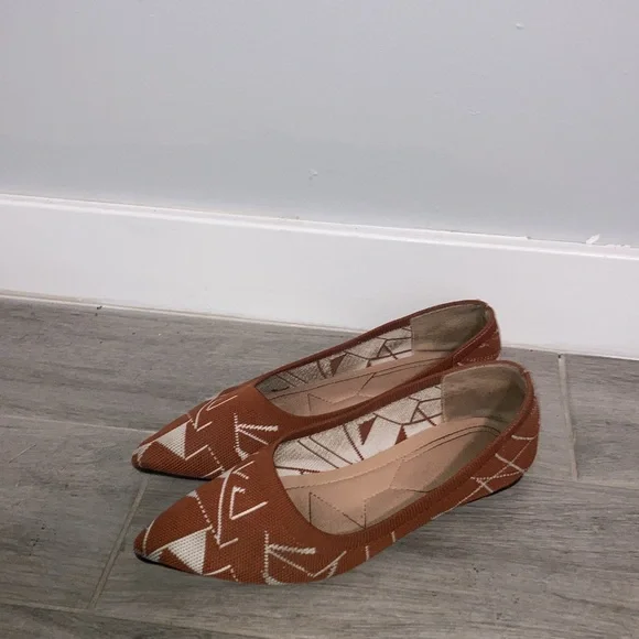 Patterned flats - Picture 3 of 4